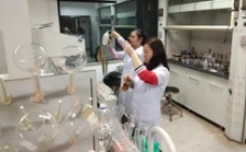  一圖一故事丨披星戴月，奔波在河道與實驗室之間的監(jiān)測組