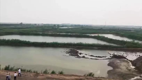 沙鋼集團百萬噸鋼渣棄置江邊 威脅長江水生態(tài)環(huán)境安全